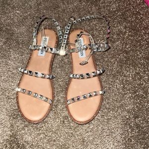 Steve Madden Stud flat sandals